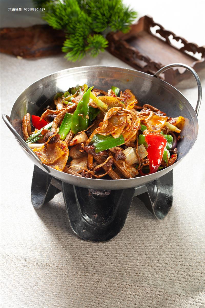 茶树菇土豆片