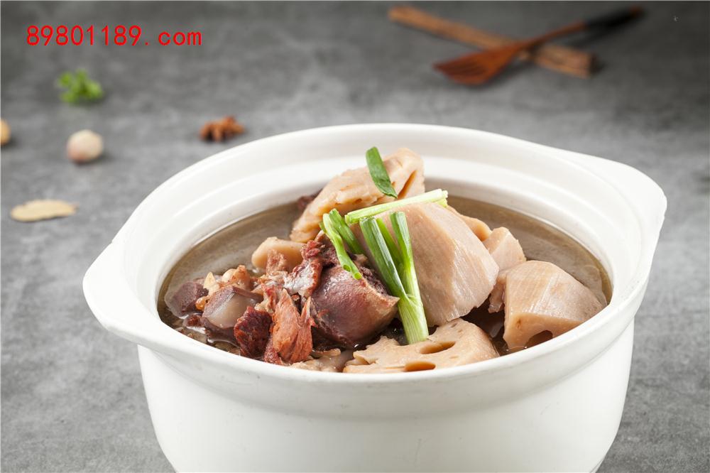 莲藕龙骨汤-