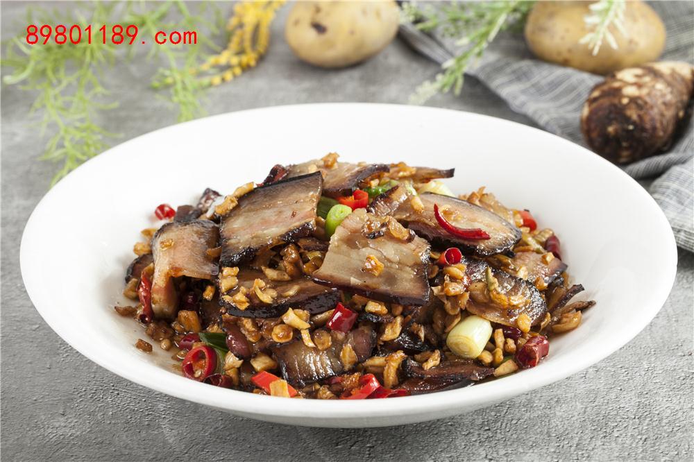 萝卜干乡里腊肉-
