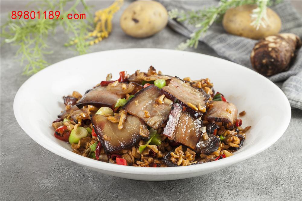 萝卜干乡里腊肉-