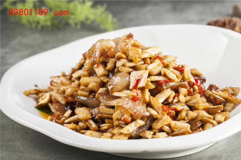 萝卜干腊肉-