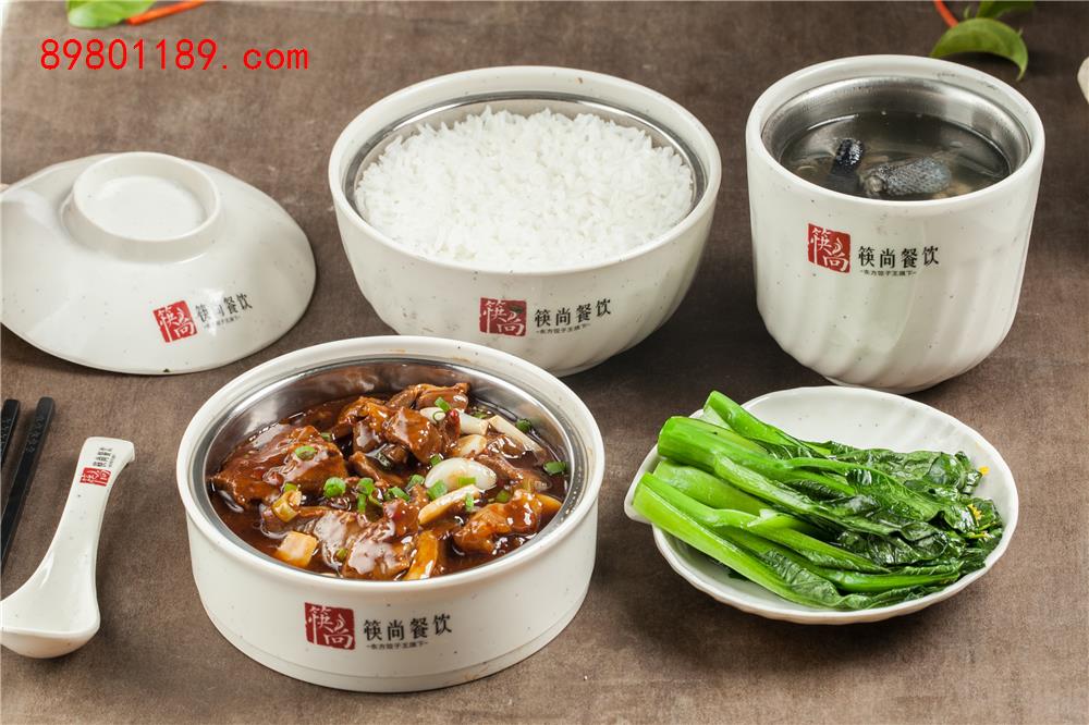 萝卜牛腩饭-