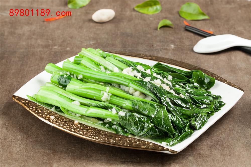 蒜茸菜心-