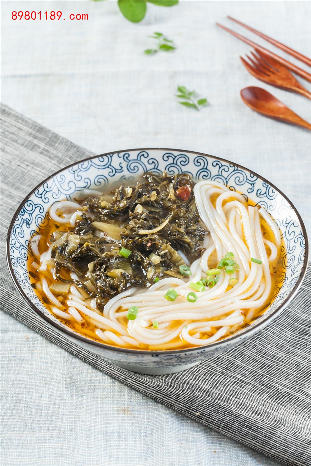 酸菜粉-