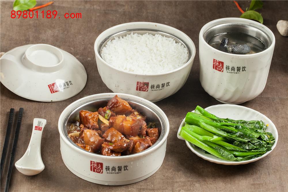 酸菜红烧肉饭-