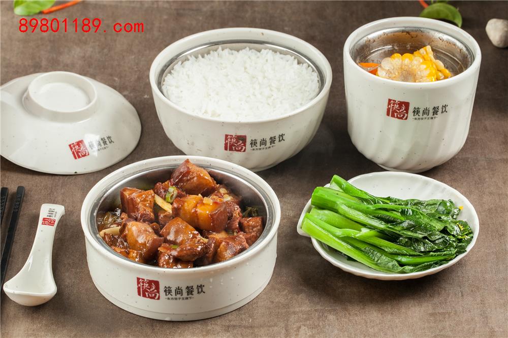 酸菜红烧肉饭-