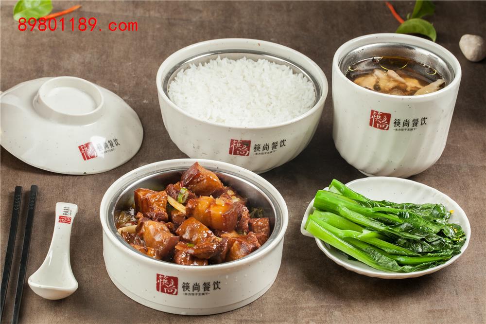 酸菜红烧肉饭-