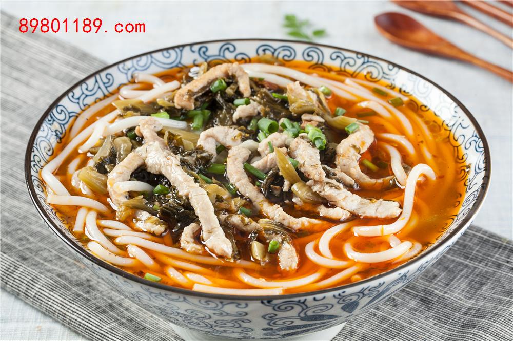 酸菜肉丝粉-