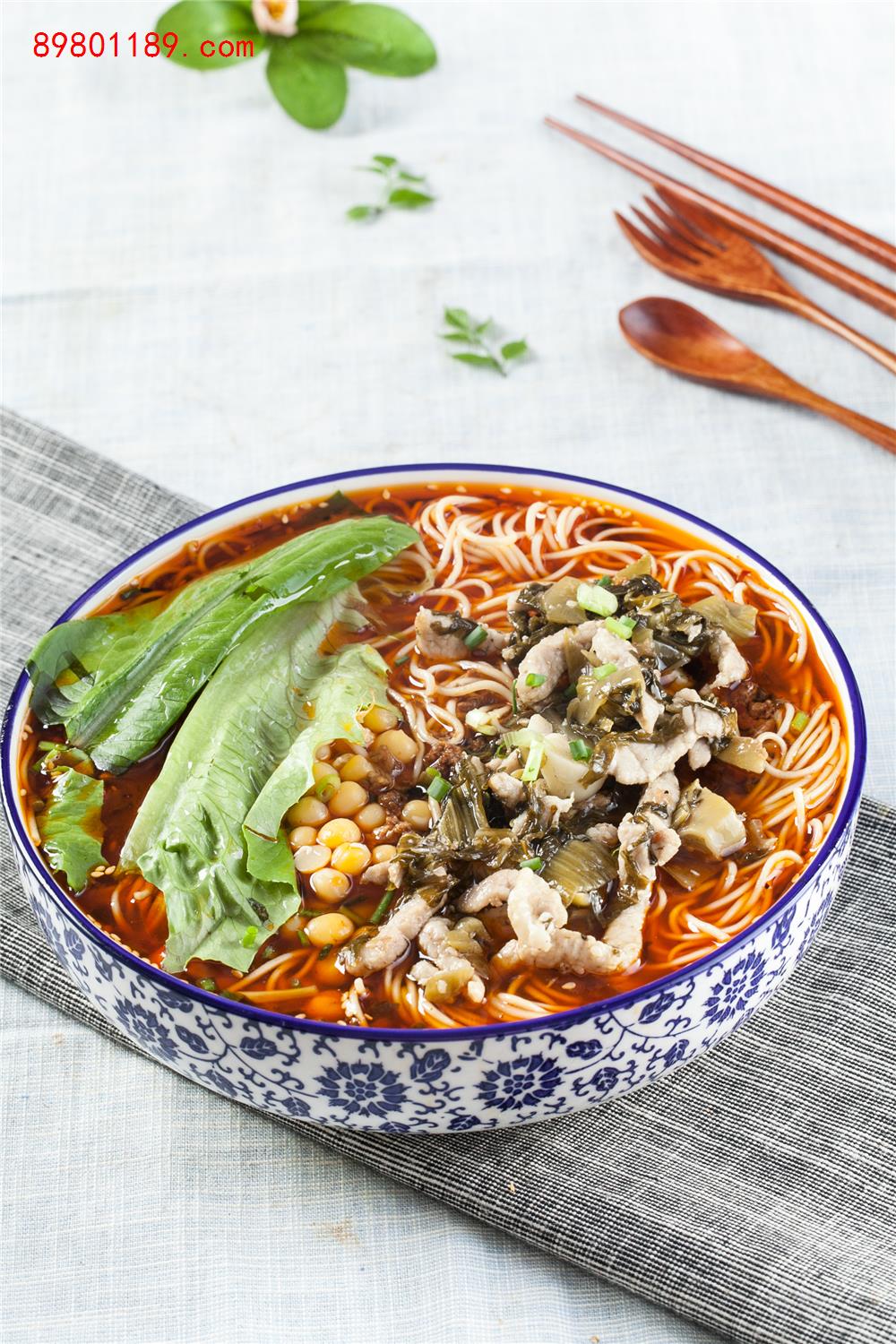 酸菜肉丝面-