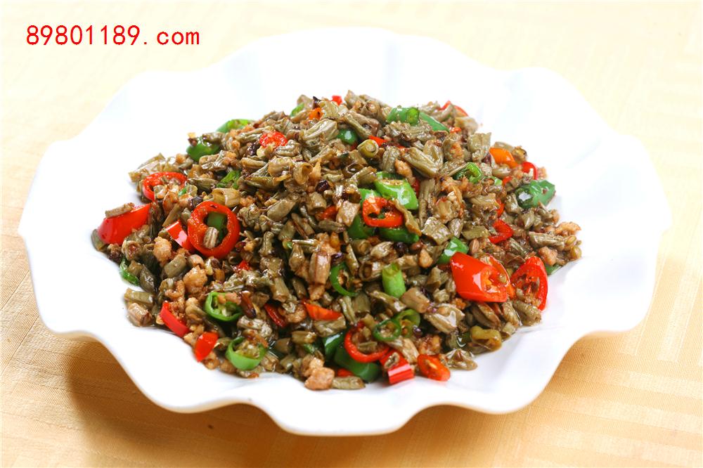酸豆角炒肉沫