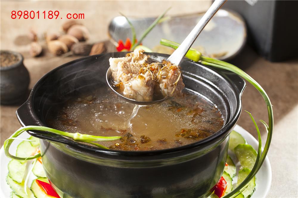 金线莲炖排骨