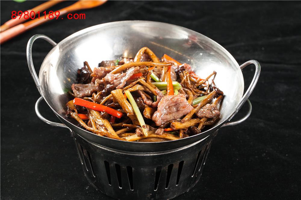 锅仔茶树菇牛肉-