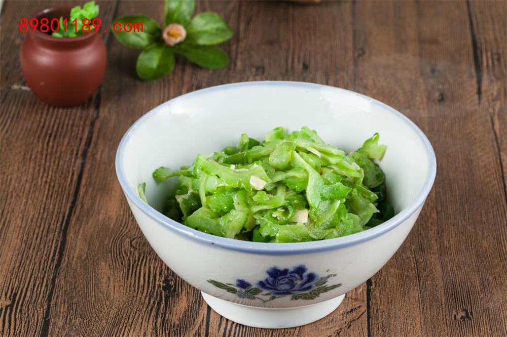 青椒炒苦瓜-