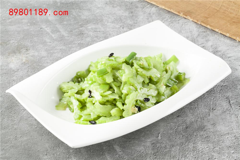 青椒炒苦瓜-