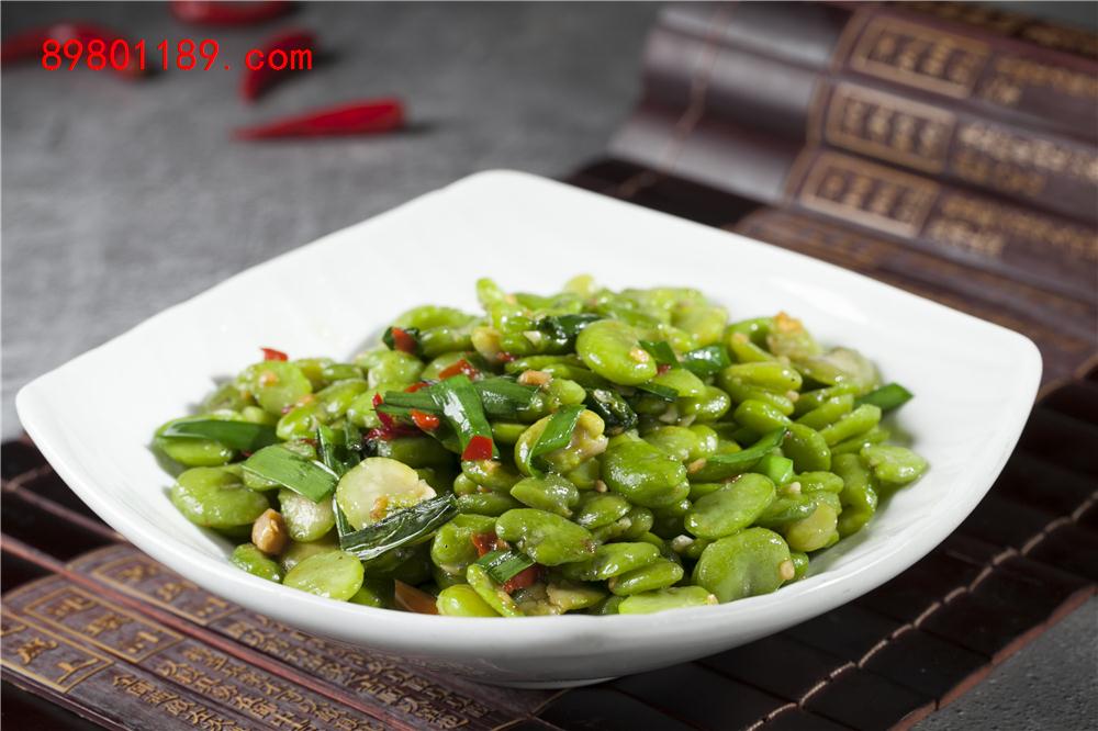 韭菜炒蚕豆-