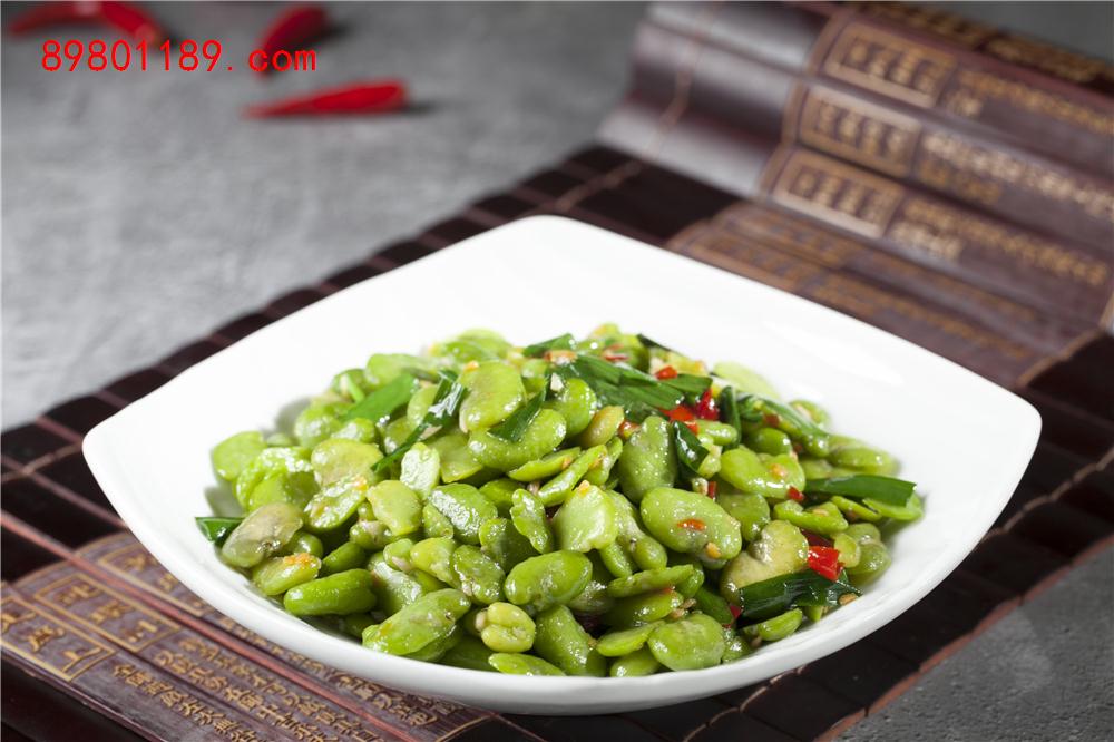 韭菜炒蚕豆-