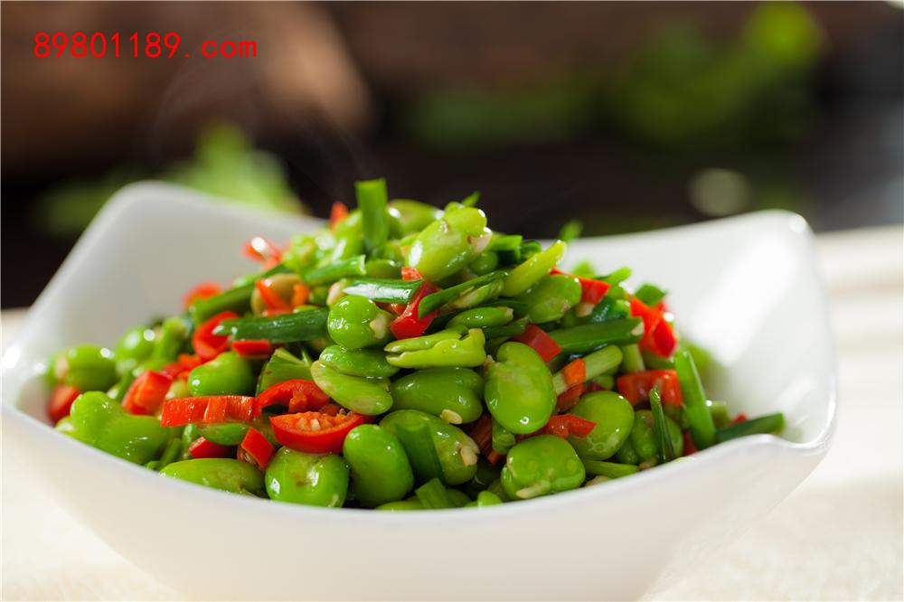 韭菜炒蚕豆