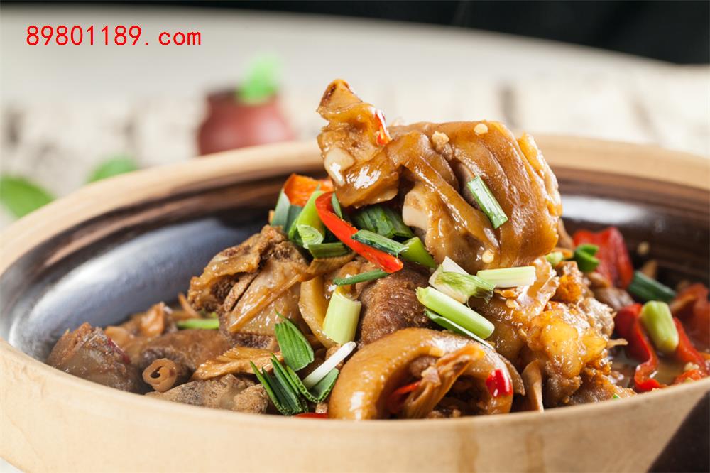 黄煨猪脚-