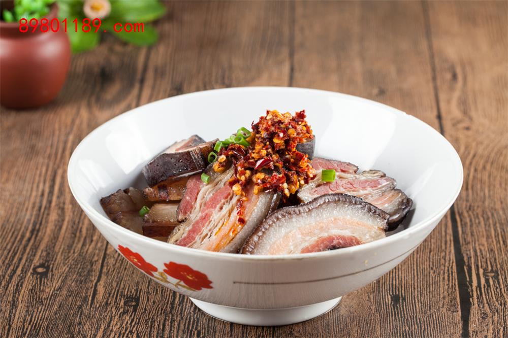 黄的腊肉-