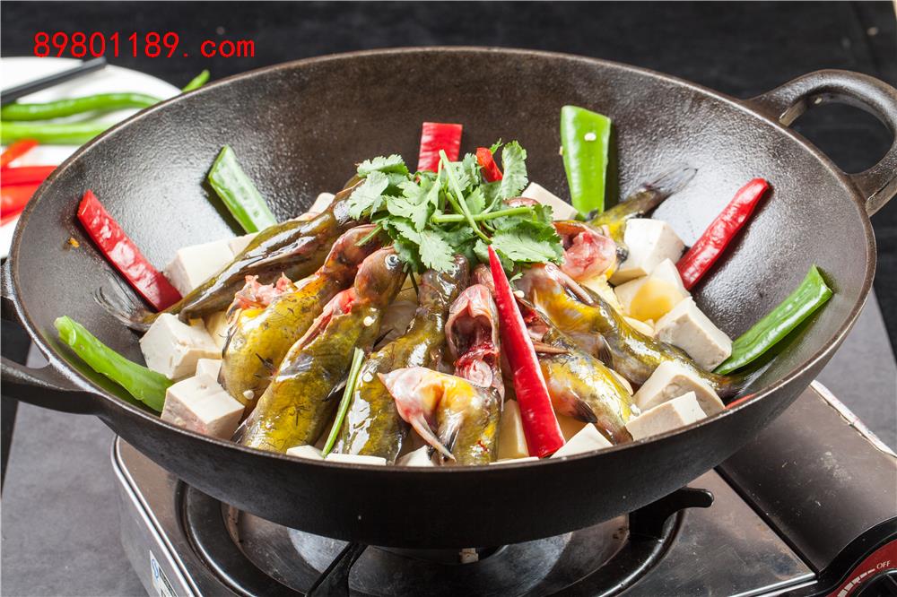 黄骨鱼豆腐焖土豆-