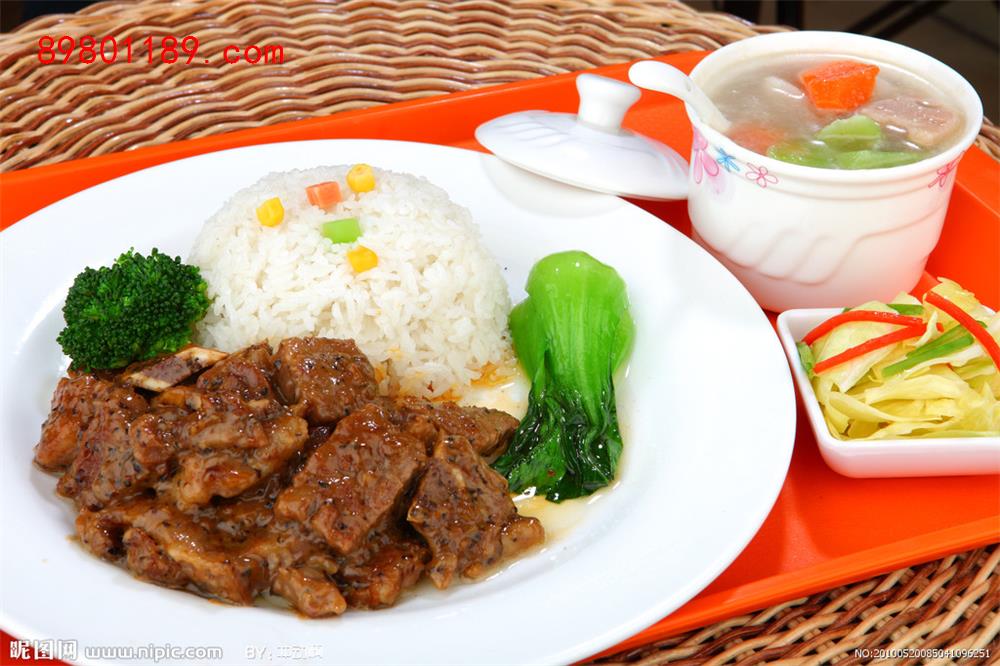黑椒牛仔骨饭